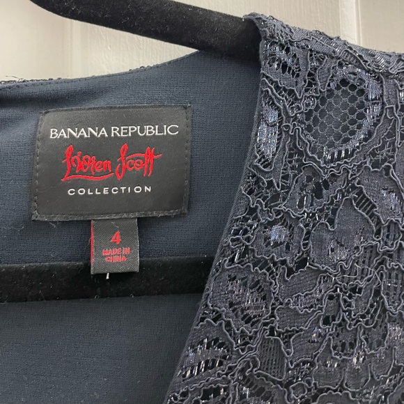 Banana Republic L’wren Scott Collection Navy Blue Lace V-Neck Dress (size 4) - Picture 3 of 3